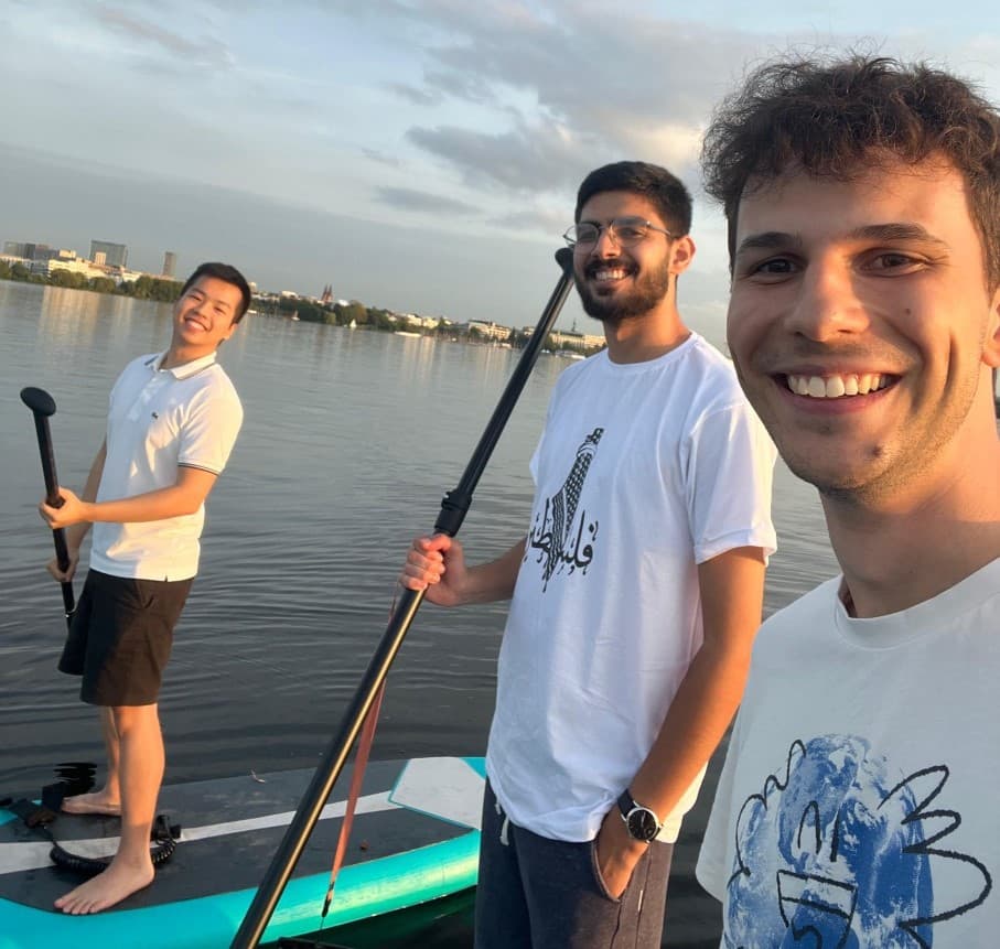standup paddling